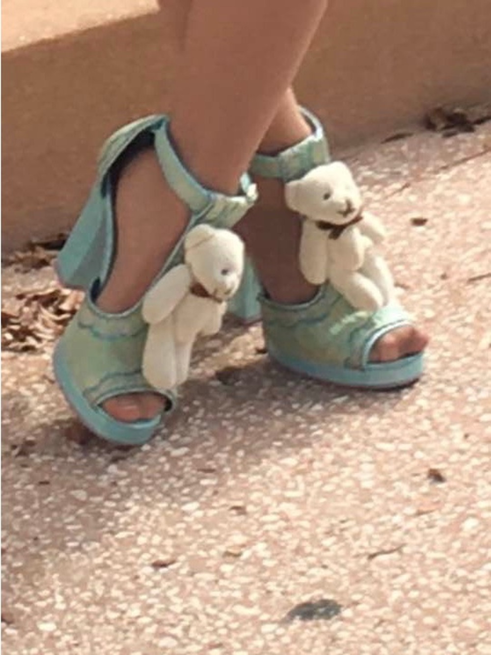 Irregular Choice Women’s Teddy Accent Heels size 6